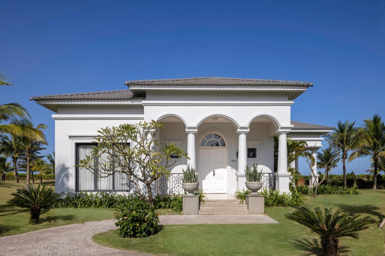 Melia Vinpearl Cua Hoi Beach Resort Cửa Lò Zewnętrze zdjęcie
