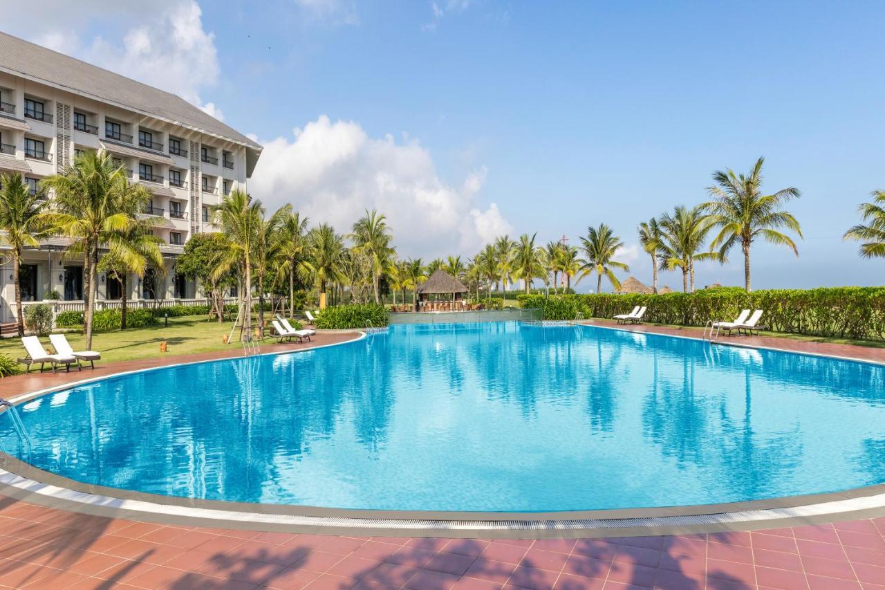 Melia Vinpearl Cua Hoi Beach Resort Cửa Lò Zewnętrze zdjęcie